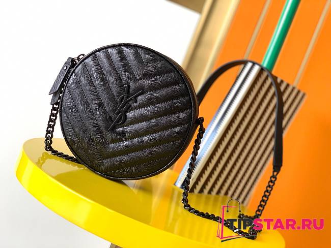 YSL Vinyle round camera bag in chevron-quilted grain de poudre embossed leather full black 17cm - 1