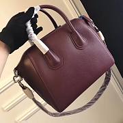 Givenchy Antigona bag in grained leather in plum red BB05118012 28/30cm - 2