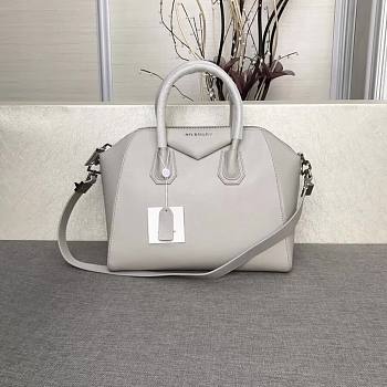 Givenchy Antigona bag in grained leather in gray BB05118012 28/30cm