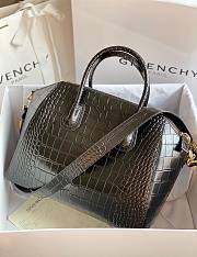 Givenchy Antigona bag in crocodile effect leather 28/33cm - 4