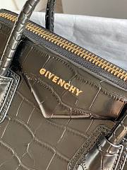 Givenchy Antigona bag in crocodile effect leather 28/33cm - 2