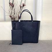 Givenchy Antigona shopping bag in crocodile effect leather in dark blue 34cm - 2