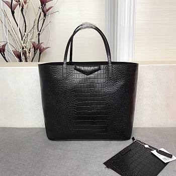 Givenchy Antigona shopping bag in crocodile effect leather in black 34cm
