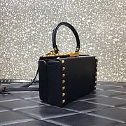 Valentino Rockstud alcove grainy calfskin box bag in black 19cm - 6