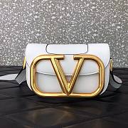 Valentino small Supervee crossbody calfskin bag in white 18cm - 1