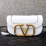 Valentino Supervee crossbody calfskin bag in white 26.5cm - 1