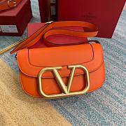 Valentino Supervee crossbody calfskin bag in orange 26.5cm - 1