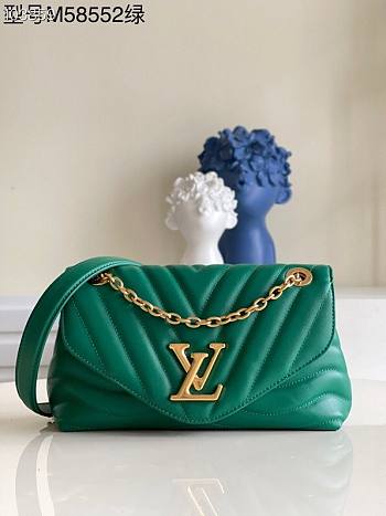 LV New Wave Chain Bag MM in emeraude M58664 24cm