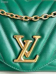 LV New Wave Chain Bag MM in emeraude M58664 24cm - 2