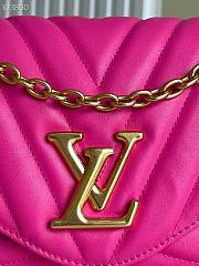 LV New Wave Chain Bag MM in agathe rose M58553 24cm - 5