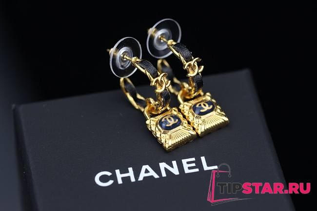 Chanel earring 009 - 1