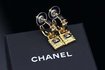 Chanel earring 009