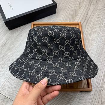 Gucci GG canvas bucket hat in black