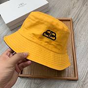 Balenciaga two sided bucket hat in yellow - 5
