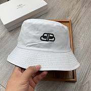 Balenciaga two sided bucket hat in white - 6