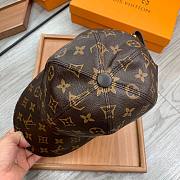 Louis Vuitton leather cap in brown - 4