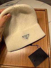 Prada wool hat in white - 2