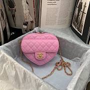 Chanel Heart-shaped flap bags in pink AS2060 20cm - 1