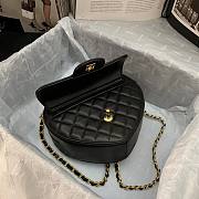 Chanel Heart-shaped flap bags in black AS2060 20cm - 2