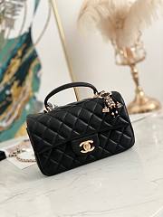 Chanel Small Flap Bag Lambskin AS2431 20cm - 1