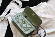 Chanel Flap bag soft lambskin in moss color 20cm - 5