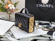 Chanel mini Flap bag lambskin & gold metal 17cm - 6
