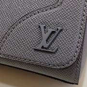 LV new Flap messenger taiga leather in gray M30808 28.3cm - 6