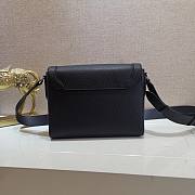LV new Flap messenger taiga leather in black M30813 28.3cm - 2