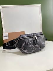 Burberry Sonny bum bag monogram print E-canvas black 16cm - 5