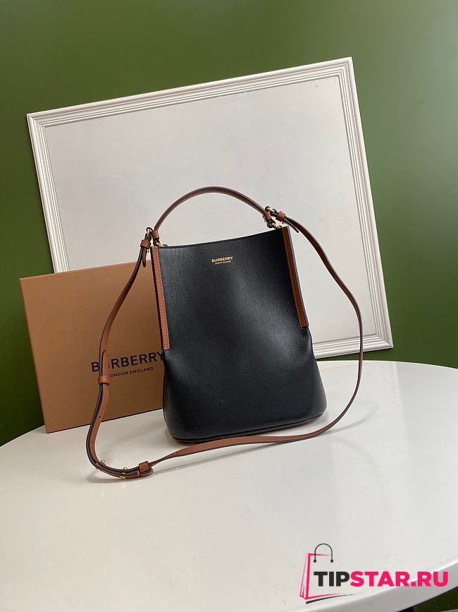 Burberry small Bucket bag black leather 21cm - 1