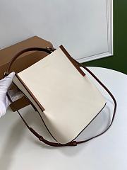 Burberry small Bucket bag white leather 21cm - 4