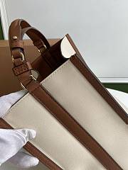 Burberry small Bucket bag white leather 21cm - 2