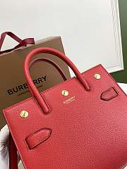 Burberry mini Title bag leather two-handle in red 26cm - 3