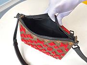 LV Triangle shaped bag monogram empreinte leather in red M54330 23cm - 6