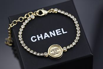 Chanel bracelet 000