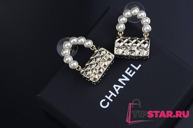 Chanel earring 018 - 1