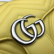 Gucci GG Marmont matelassé shoulder bag in yellow leather 443497 26cm - 2