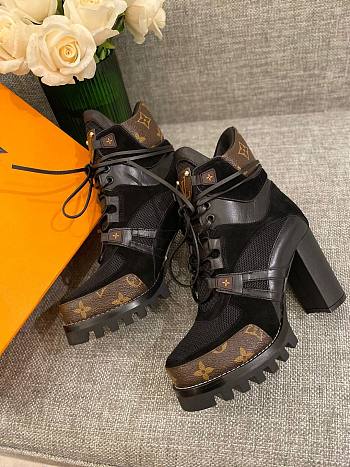 Louis Vuitton Star trail ankle boot