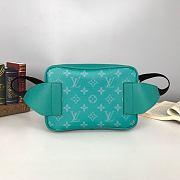 LV Outdoor bumbag taigarama green M30245 21cm - 4