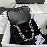 Chanel Fur flap bag in black AS2240 21.5cm - 2