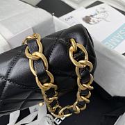 Chanel small Flap bag lambskin & gold metal in black 22cm - 5