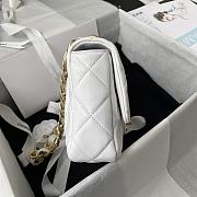 Chanel small Flap bag lambskin & gold metal in white 22cm - 2