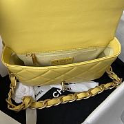 Chanel small Flap bag lambskin & gold metal in yellow 22cm - 6