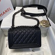Chanel small Boy handbag grained calfskin & black metal 20cm - 5