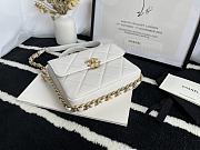 Chanel small Flap bag calfskin & gold metal in white 18cm - 2
