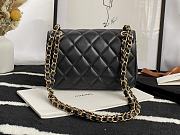 Chanel small Flap bag in black AS2979 22cm - 4