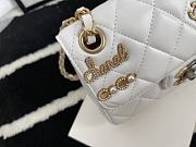 Chanel small Flap bag in white AS2979 22cm - 5