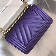 Chanel V-Boy handbag calfskin & gold metal in purple 67086 20cm - 4