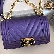 Chanel V-Boy handbag calfskin & gold metal in purple 67086 20cm - 5