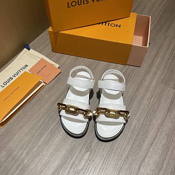 Louis Vuitton Paseo flat comfort sandal in white